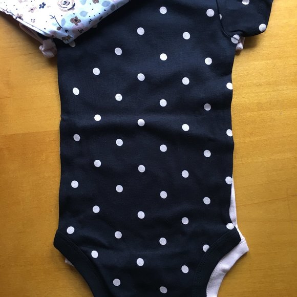 Gerber "Perfect Little Princess" Onesies - 12M - Picture 3 of 3